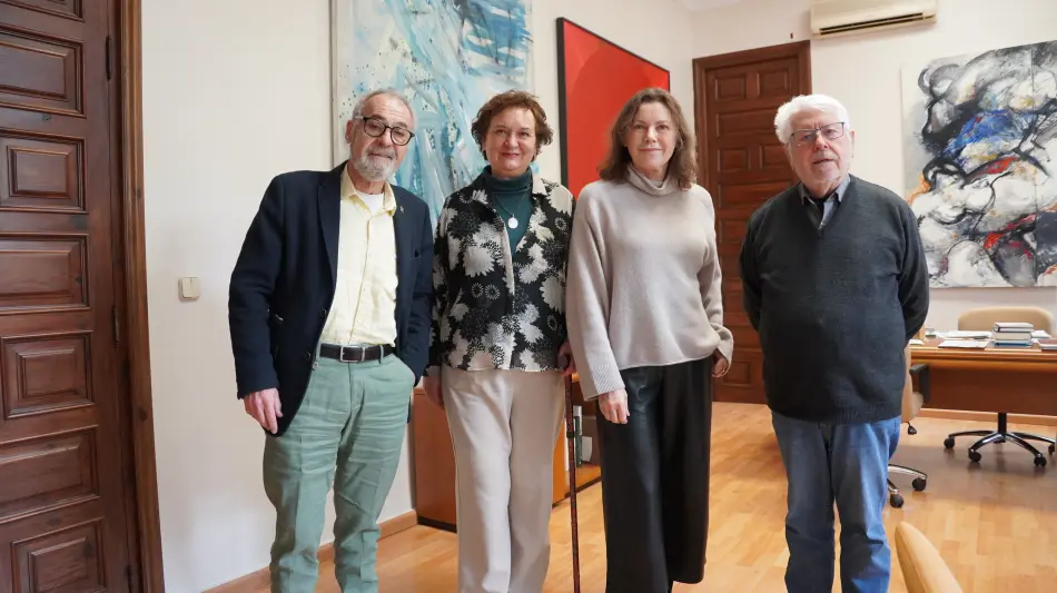 Presidente del Consell Valencià de Cultura, Josep Maria Lozano, cel secretario Jesús Huguet y la presidenta y la secretaría de la Fundación Francisco BrinesFB, Mariona Brines y Rosa Mascarell respectivamente.