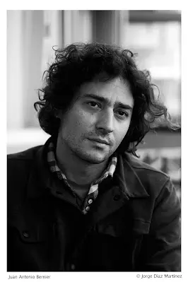 Juan Antonio Bernier, ganador VI Premios Fundación Brines de Poesía en castellano